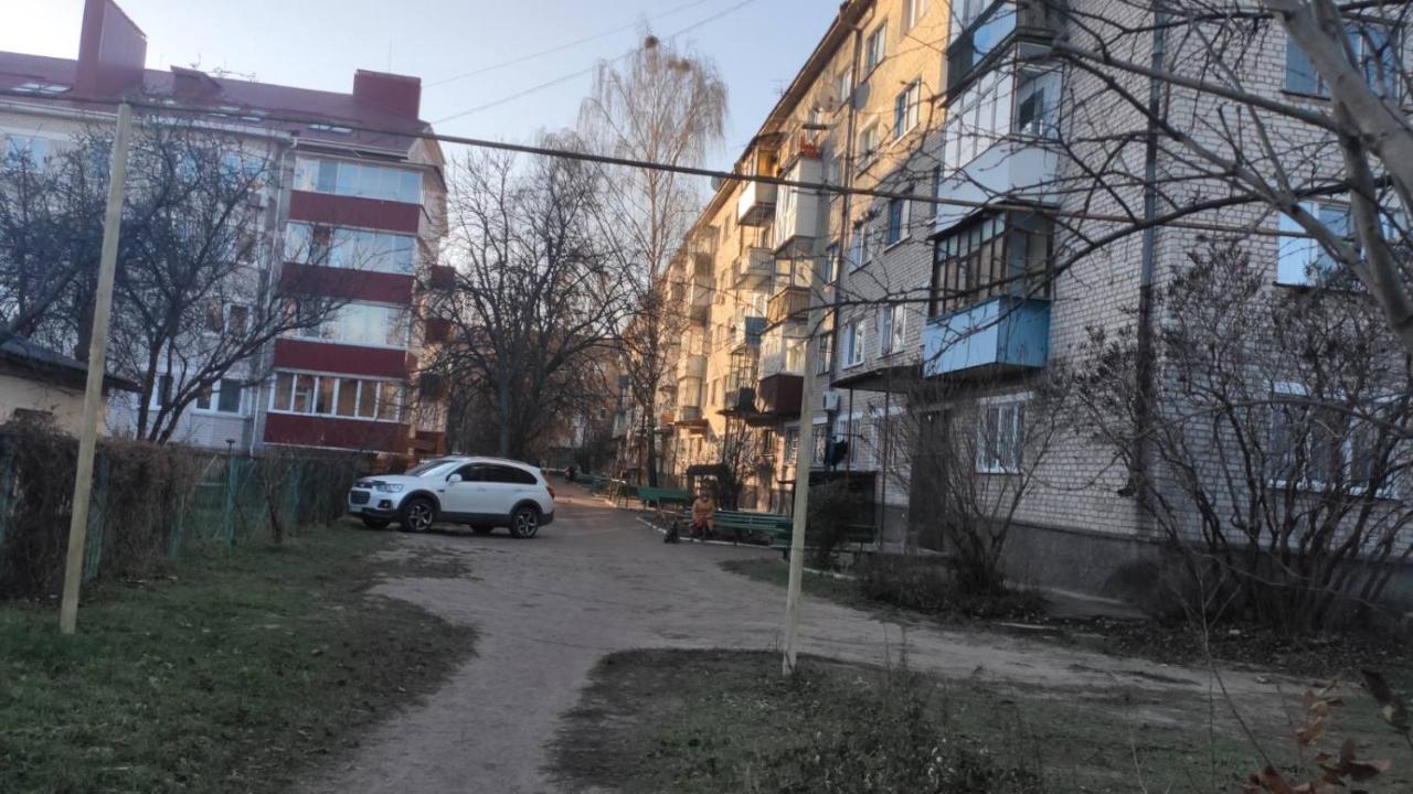 2-Х Комнатная Квартира Korosten Buitenkant foto